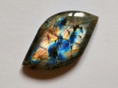 850764 Kaboszon labradoryt markiza , ok.: 47,1x26,2x8,2mm