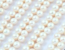 910492A Perła biała półotwór para ok.: 4mm